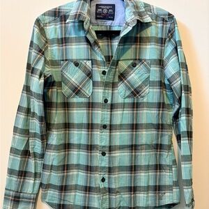 American Eagle Outfitters Green and Gray Plaid Button-Up Shirt